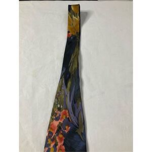 Burma men's unique tie